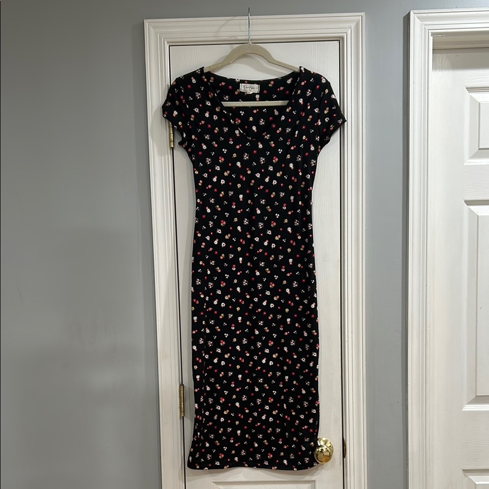 Pack of Floral Print Women's Dress - Picture 5 of 8
